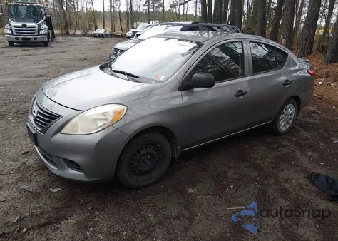 2014 Nissan Versa 1.6 S+ z USA, uszkodzony, nr VIN 3N1CN7AP4EL854294